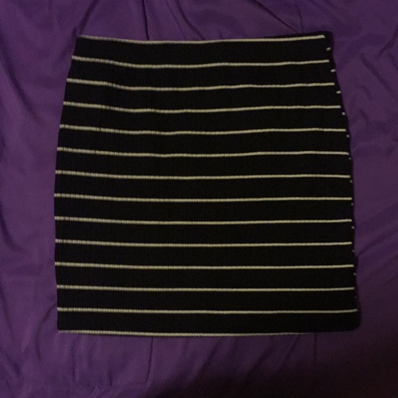 Mini Skirt - Picture 2 of 2